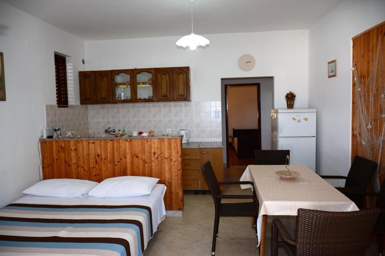 Apartments By The Sea Luka Dubrava, Peljesac - 284 Janjina Exterior photo