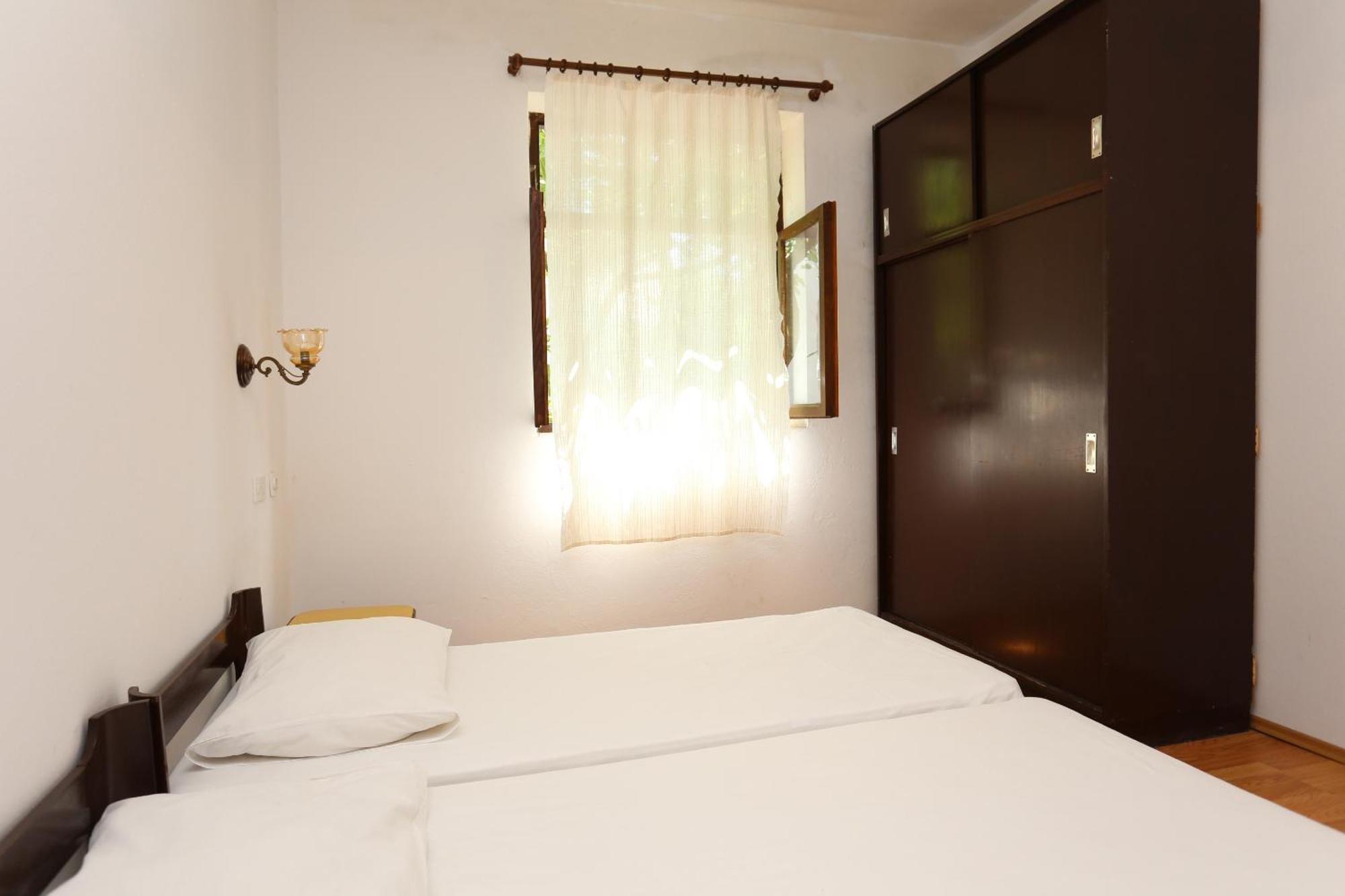 Apartments By The Sea Luka Dubrava, Peljesac - 284 Janjina Room photo